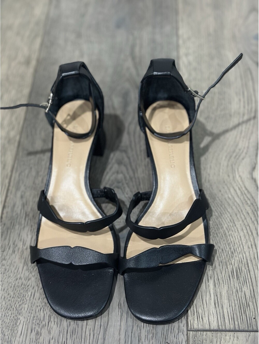 Banana Republic Strappy Leather Block-Heel Sandals Size 6 Women's